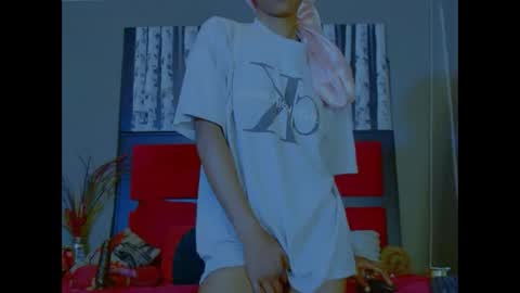 eva4him831 online show from 10-16-25, 12:11