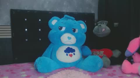 Snapshot of eva_06 chatting on 04-11-26, 07:45 eva_06 online show from 04-11-26, 07:45