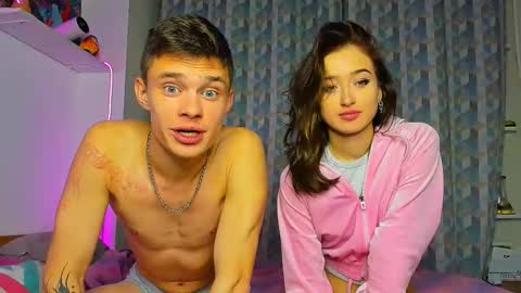 Hot Couple online show from 10-12-25, 06:51