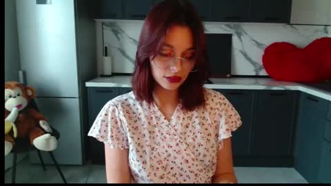 Snapshot of eva_avea chatting on 03-26-26, 08:31 Vanellope online show from 03-26-26, 08:31