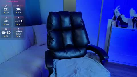 Snapshot of eva_conors_ chatting on 10-08-25, 01:25 Eva online show from 10-08-25, 01:25