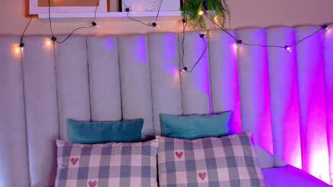 EVA DAEMON  online show from 09-26-25, 11:47