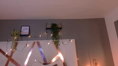 Snapshot of eva_daemon chatting on 10-09-25, 10:52 EVA DAEMON online show from 10-09-25, 10:52