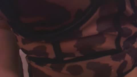 Snapshot of eva_davi chatting on 10-13-25, 02:11 Eva Davis online show from 10-13-25, 02:11