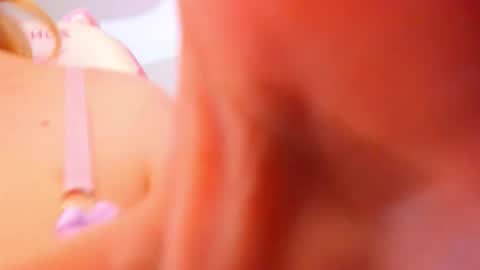 Snapshot of eva_davi chatting on 02-21-26, 02:56 Eva Davis online show from 02-21-26, 02:56