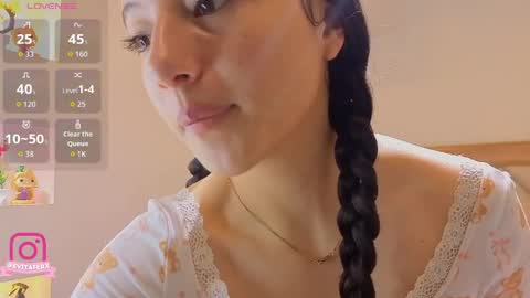 Snapshot of eva_depp_ chatting on 05-07-26, 10:09 Eva online show from 05-07-26, 10:09