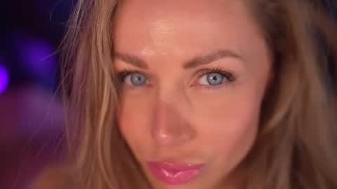 Snapshot of eva_fashionista chatting on 07-03-26, 08:04 Eva online show from 07-03-26, 08:04