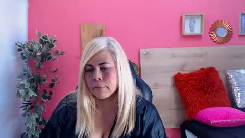 eva_love49 online show from 07-29-26, 05:44