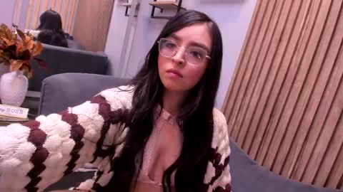 Snapshot of eva_macalliter chatting on 09-27-25, 03:11 Angelinne online show from 09-27-25, 03:11