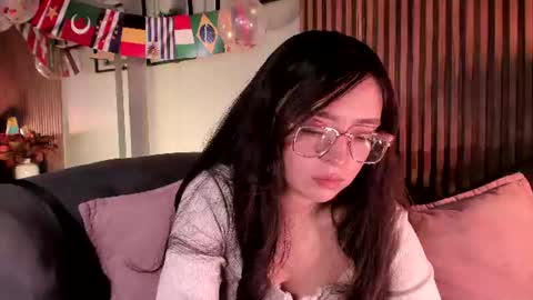 Snapshot of eva_macalliter chatting on 06-21-26, 03:09 Angelinne online show from 06-21-26, 03:09