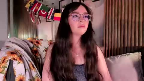 Snapshot of eva_macalliter chatting on 07-16-26, 04:07 Angelinne online show from 07-16-26, 04:07