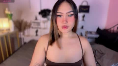 Queen Eva Mazikeen online show from 02-15-26, 09:11