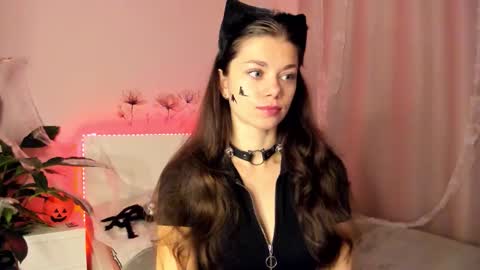 Eva online show from 10-30-25, 09:00