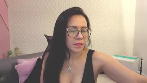 Snapshot of eva_mermaid chatting on 06-13-26, 03:21 Eva online show from 06-13-26, 03:21