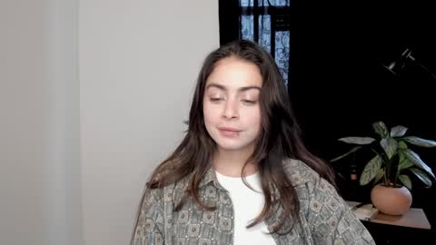 eva_monn online show from 12-19-24, 06:56