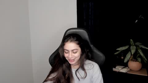 eva_monn online show from 12-26-24, 08:21