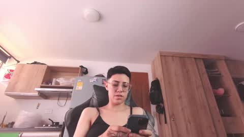 Eva cute online show from 03-28-26, 05:56