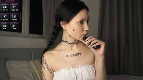 Eva online show from 10-14-25, 03:35