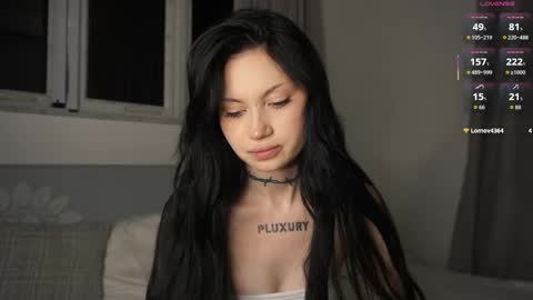 Eva online show from 10-17-25, 03:36