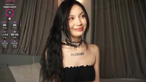 Eva online show from 10-19-25, 05:13