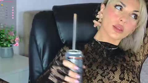 Eva online show from 04-09-26, 05:18