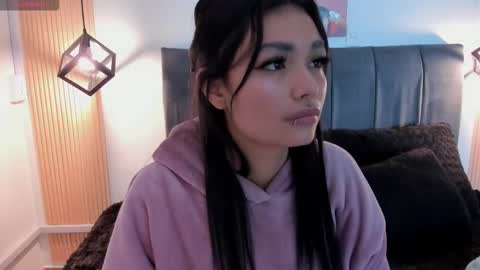 Snapshot of eva_rosee_ chatting on 09-29-25, 11:48 Eva Emily online show from 09-29-25, 11:48