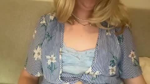 Snapshot of eva_s_424 chatting on 07-16-26, 01:39 eva_s_424 online show from 07-16-26, 01:39