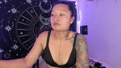 Eva  online show from 01-11-26, 09:14