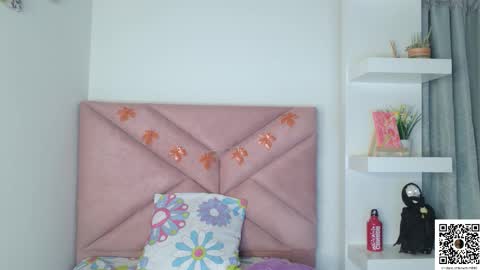 Eva Sin online show from 11-15-25, 11:10