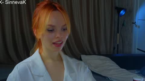 Snapshot of eva_sinn chatting on 01-11-25, 09:15 Hi there i am Eva and i wish create a nice community with you so join my Ticket Show for more pleasure online show from 01-11-25, 09:15