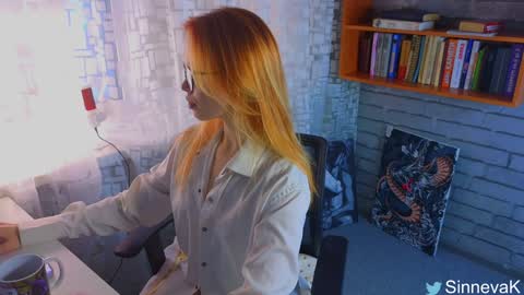 Snapshot of eva_sinn chatting on 01-30-25, 10:40 Hi there i am Eva and i wish create a nice community with you so join my Ticket Show for more pleasure online show from 01-30-25, 10:40