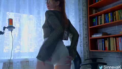Snapshot of eva_sinn chatting on 02-15-25, 07:06 Hi there i am Eva and i wish create a nice community with you so join my Ticket Show for more pleasure online show from 02-15-25, 07:06