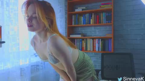 Snapshot of eva_sinn chatting on 03-11-25, 09:45 Hi there i am Eva and i wish create a nice community with you so join my Ticket Show for more pleasure online show from 03-11-25, 09:45