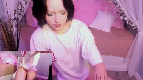 Snapshot of eva_teler chatting on 02-19-26, 02:13 Ariel online show from 02-19-26, 02:13