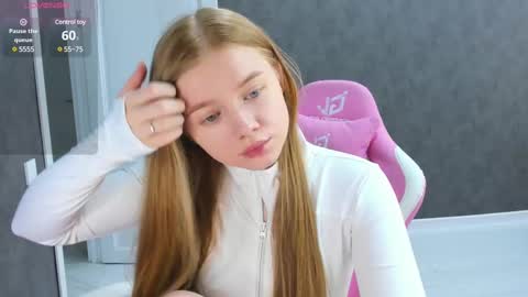 Eva online show from 02-23-25, 06:17