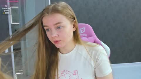 Eva online show from 02-26-25, 05:31