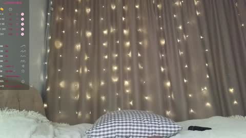 Snapshot of eva_vex chatting on 01-19-25, 03:53 Hello Im Eva online show from 01-19-25, 03:53