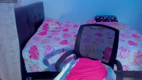 Eva online show from 10-25-25, 04:09