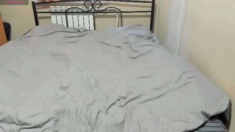 Snapshot of eva_zero chatting on 07-02-26, 12:00 Eva online show from 07-02-26, 12:00