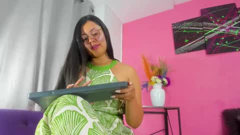 Snapshot of evaa_greey chatting on 03-03-25, 10:10 Eva Grey online show from 03-03-25, 10:10