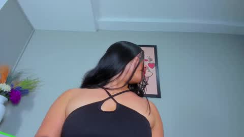 Snapshot of evaa_greey chatting on 10-01-25, 08:15 Eva Grey online show from 10-01-25, 08:15