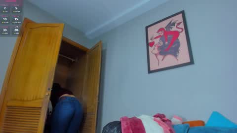 Snapshot of evaa_greey chatting on 11-16-25, 08:14 Eva Grey online show from 11-16-25, 08:14