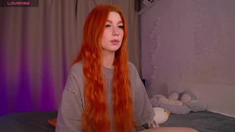 Snapshot of evaa_moonn_ chatting on 12-12-24, 06:57 Eva online show from 12-12-24, 06:57