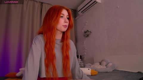 Snapshot of evaa_moonn_ chatting on 01-12-25, 11:26 Eva online show from 01-12-25, 11:26