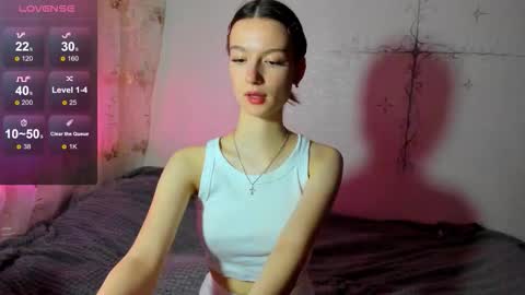 Hi Im Eva - welcome to my room online show from 12-17-25, 04:24