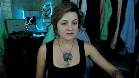 Eva Brownie online show from 09-18-25, 06:32