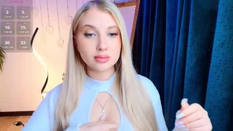 Snapshot of evacadooo chatting on 02-22-26, 03:07 Eva online show from 02-22-26, 03:07