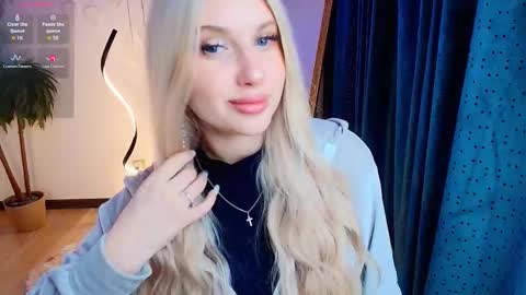 Snapshot of evacadooo chatting on 02-24-26, 02:31 Eva online show from 02-24-26, 02:31