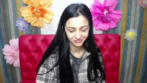 EvaClarkk online show from 05-13-26, 05:16
