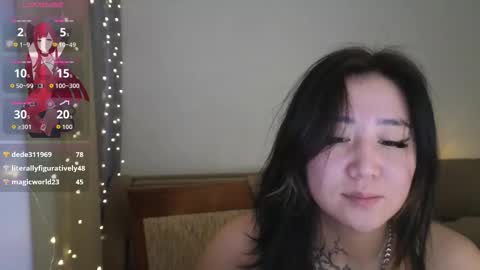 Eva online show from 10-31-25, 01:17